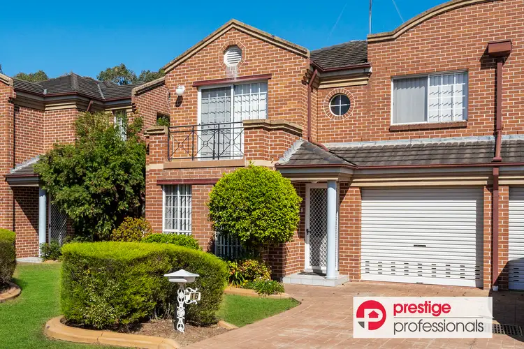 16/32 Claremont Court, Wattle Grove NSW 2173