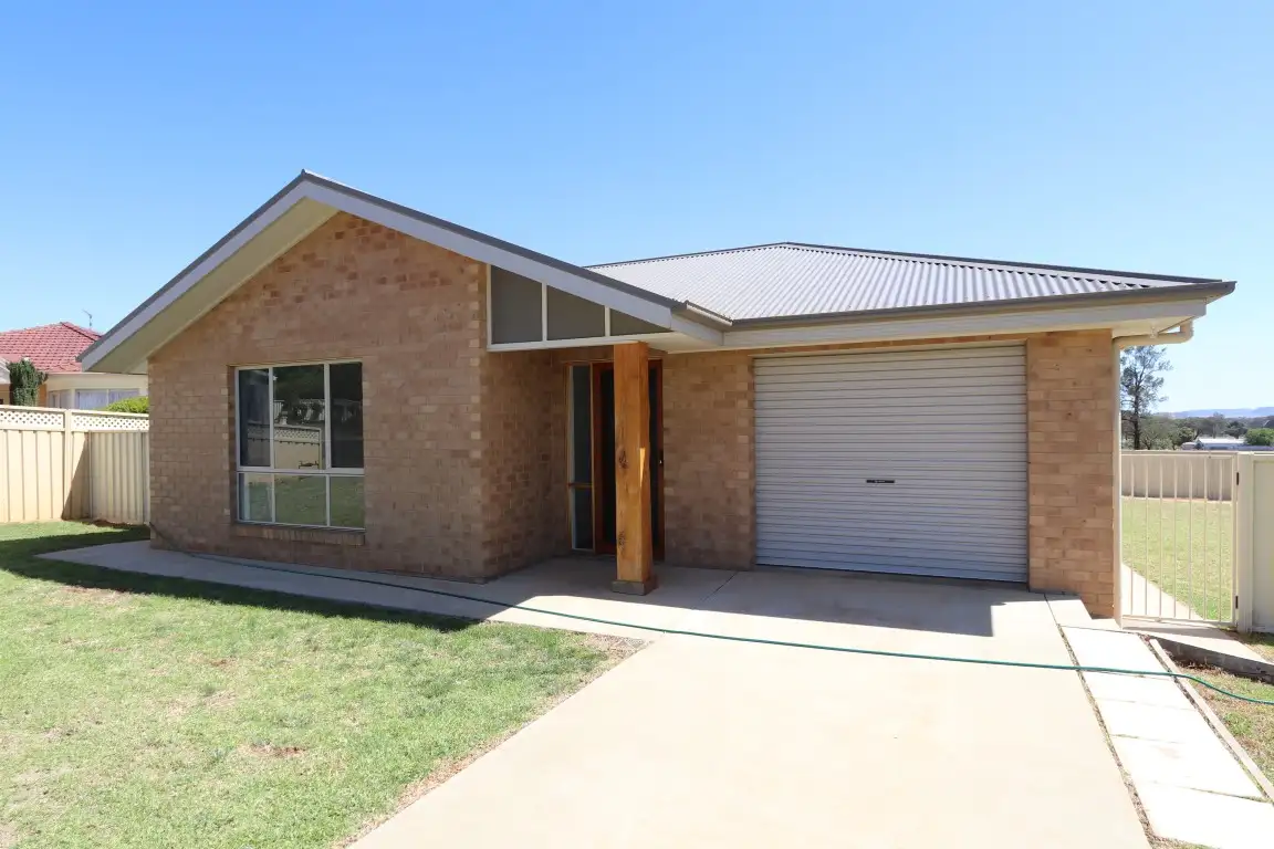 Main view of Homely house listing, 12 Kavanagh Circuit, Temora NSW 2666
