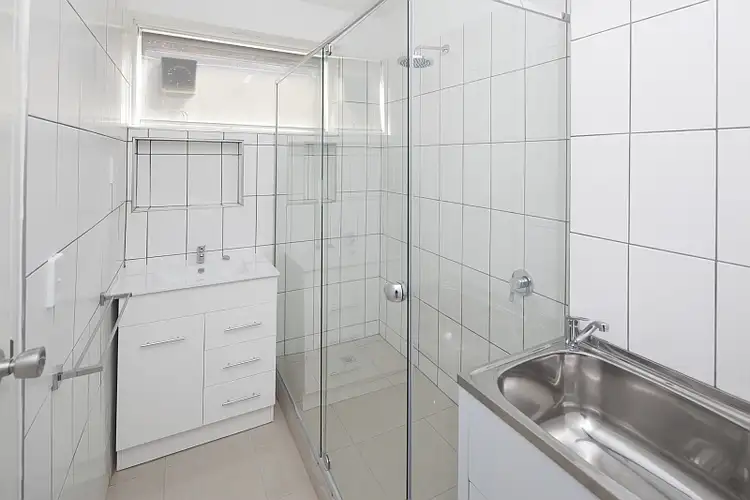 Fifth view of Homely apartment listing, 4/3 Hemmings Street, Dandenong VIC 3175