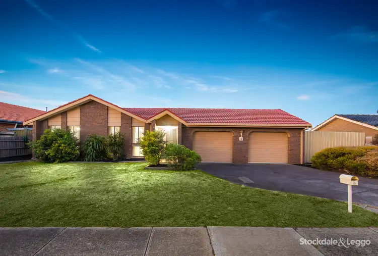 8 Bellevue Drive, Keilor Downs VIC 3038
