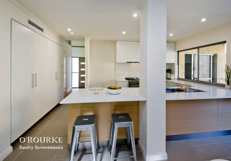 Sixth view of Homely house listing, 4/81 Stanley Street, Scarborough WA 6019