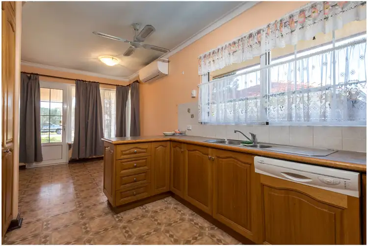 Sixth view of Homely house listing, 290 Robinson Ave, Cloverdale WA 6105