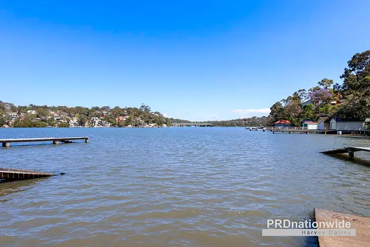 11 Raymond Street, Oatley NSW 2223