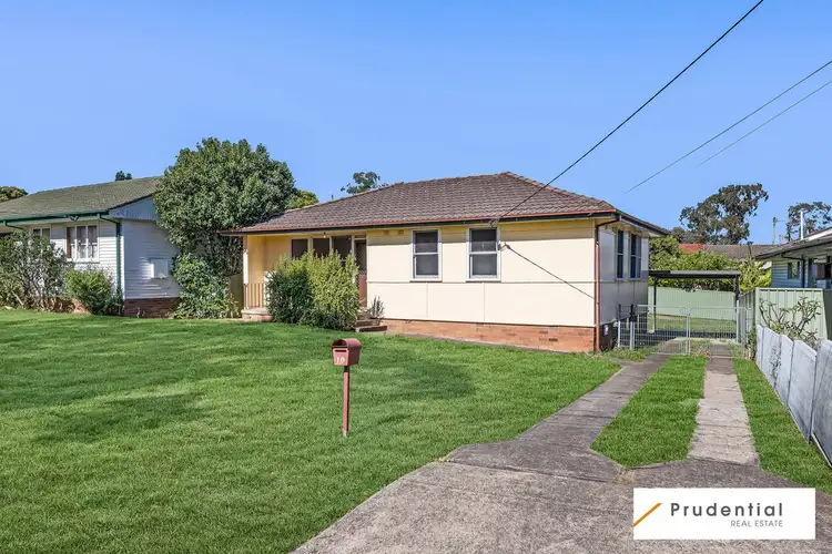 10 Galloway Street, Busby NSW 2168