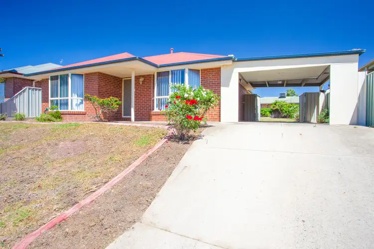 Second view of Homely house listing, 5 Pickering Place, Wodonga VIC 3690