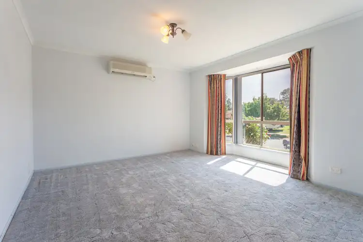 Fourth view of Homely house listing, 5 Pickering Place, Wodonga VIC 3690