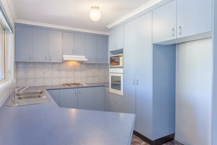 Sixth view of Homely house listing, 5 Pickering Place, Wodonga VIC 3690