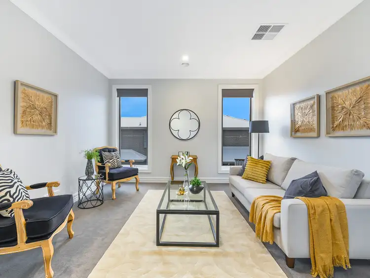 Fourth view of Homely house listing, 15 Axnick Rise, Officer VIC 3809