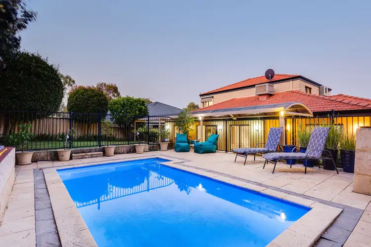 4 Moody Glen, Palmyra WA 6157