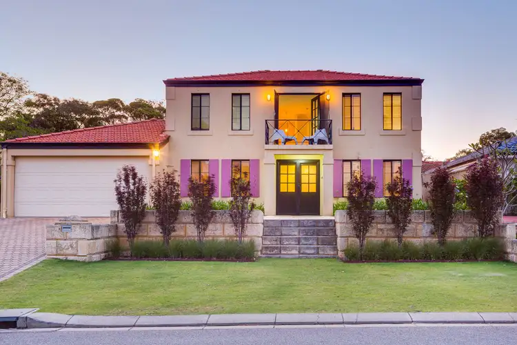 Second view of Homely house listing, 4 Moody Glen, Palmyra WA 6157