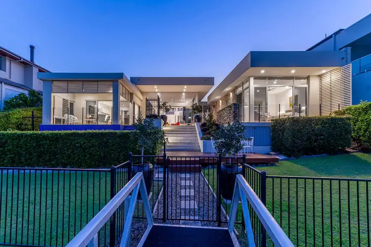 2603 Gracemere Circuit North, Hope Island QLD 4212