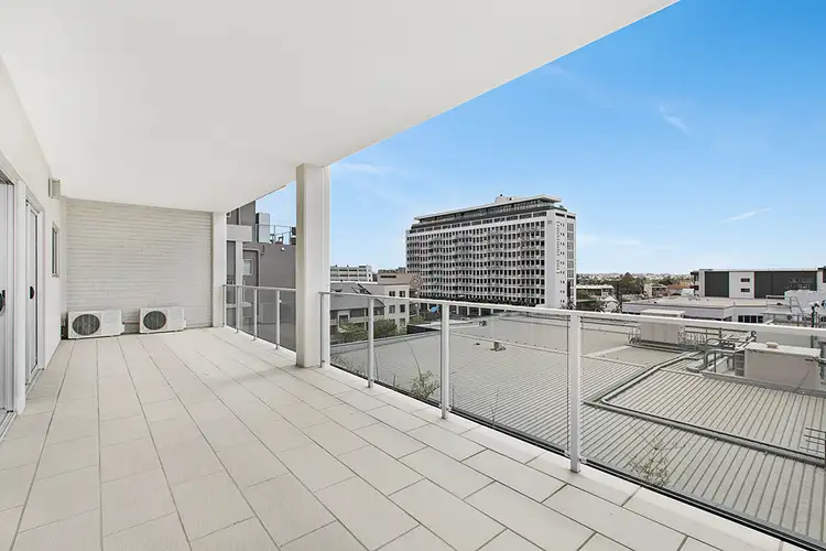 Third view of Homely apartment listing, 26/41 Fortescue Street, Spring Hill QLD 4000
