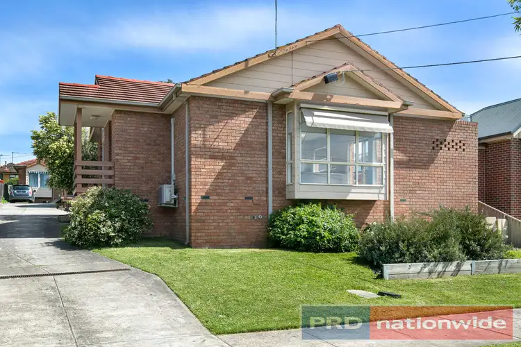 1/111 Howitt Street, Soldiers Hill VIC 3350