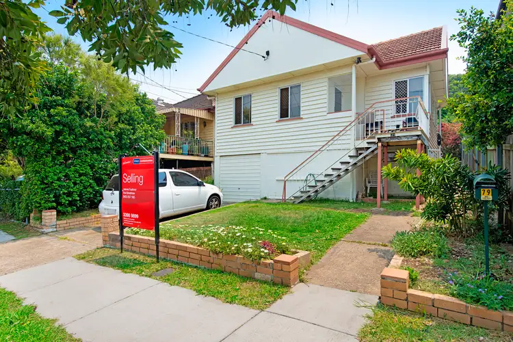 79 Raven Street, Camp Hill QLD 4152