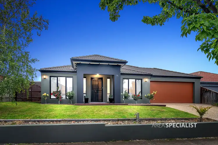 31 SUSSEX AVENUE, Cranbourne North VIC 3977