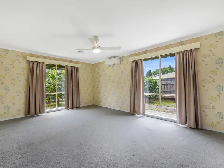 Sixth view of Homely house listing, 6 Bowman Close, Narre Warren South VIC 3805