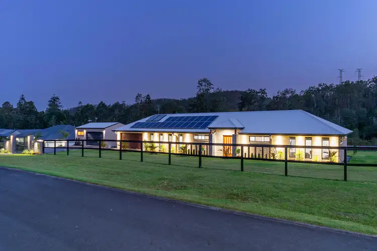 6 Del Court, Wongawallan QLD 4210