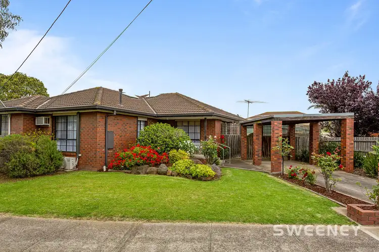 1/1 Lowe Avenue, Altona VIC 3018