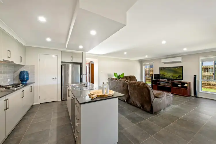 Third view of Homely house listing, 27 Bootes Street, Kearneys Spring QLD 4350