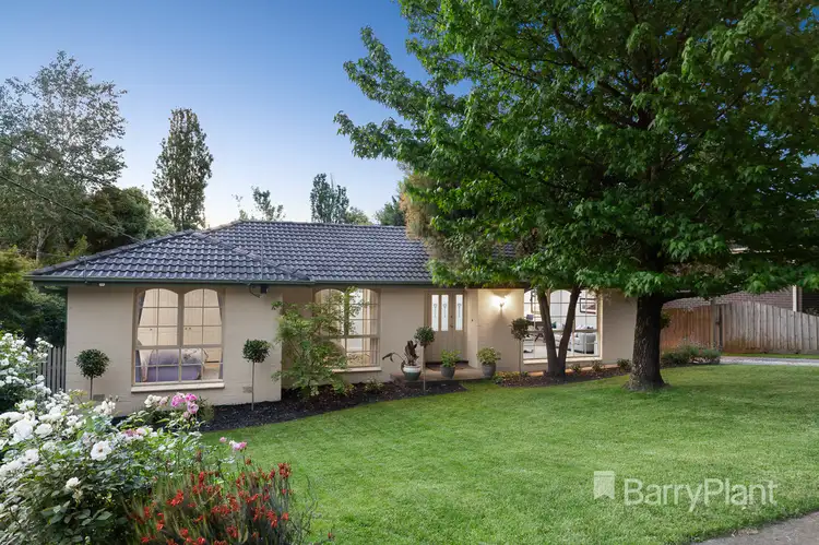 3 Meadowlark Lane, Mooroolbark VIC 3138