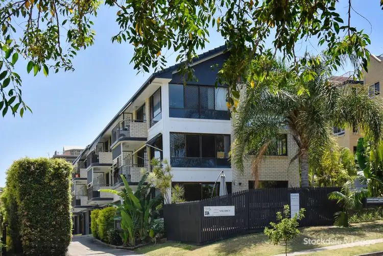 8/33A Burgess Street, Kings Beach QLD 4551