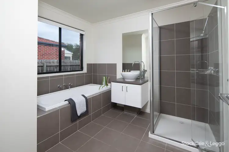 Sixth view of Homely house listing, 4 Vaughan Court, Pakenham VIC 3810