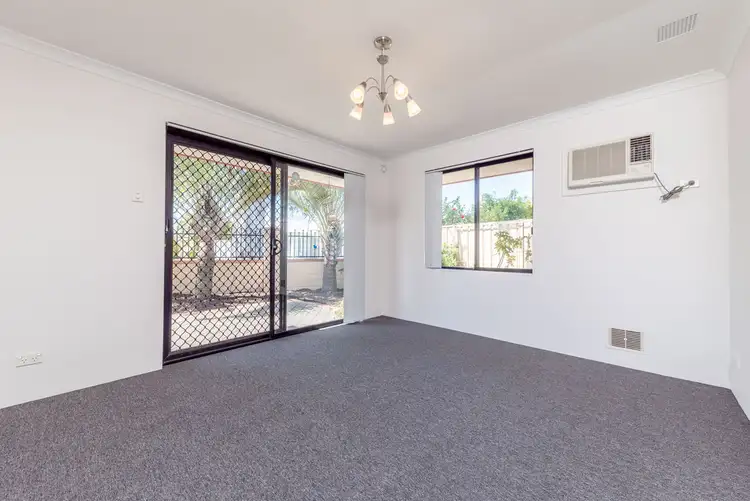 Fifth view of Homely unit listing, 4/35 Bickley Road, Cannington WA 6107