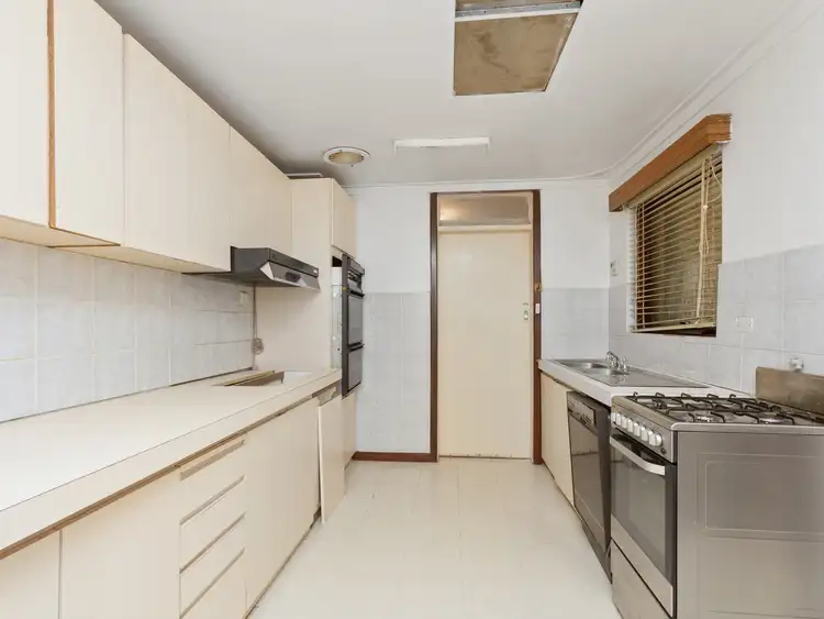 Sixth view of Homely house listing, 31 Seaforth Avenue, Gosnells WA 6110