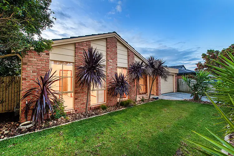 3 Celebration Court, Cranbourne West VIC 3977