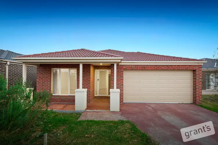 4 Roseville Court, Berwick VIC 3806