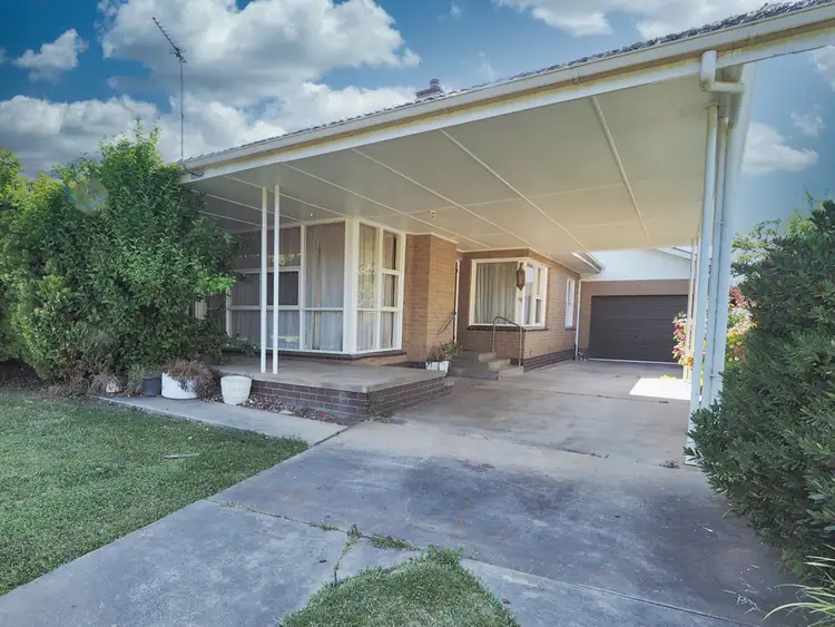 18 Port Fairy Road, Ararat VIC 3377