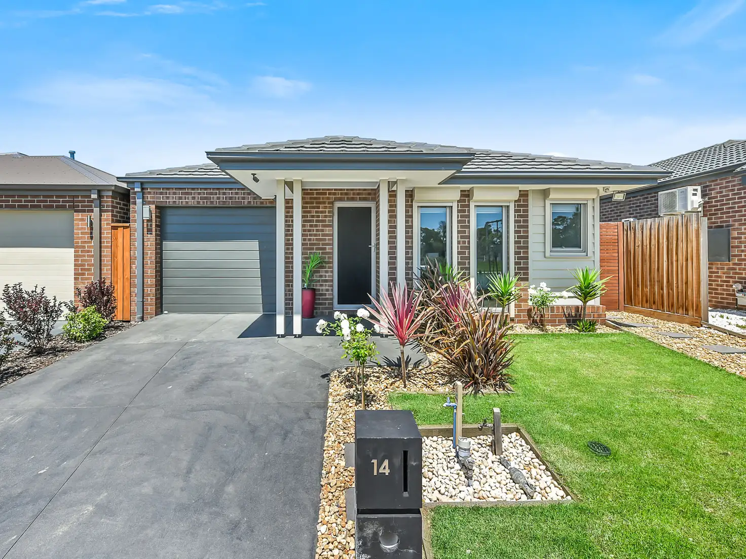 Main view of Homely house listing, 14 Featherflower Way, Officer VIC 3809