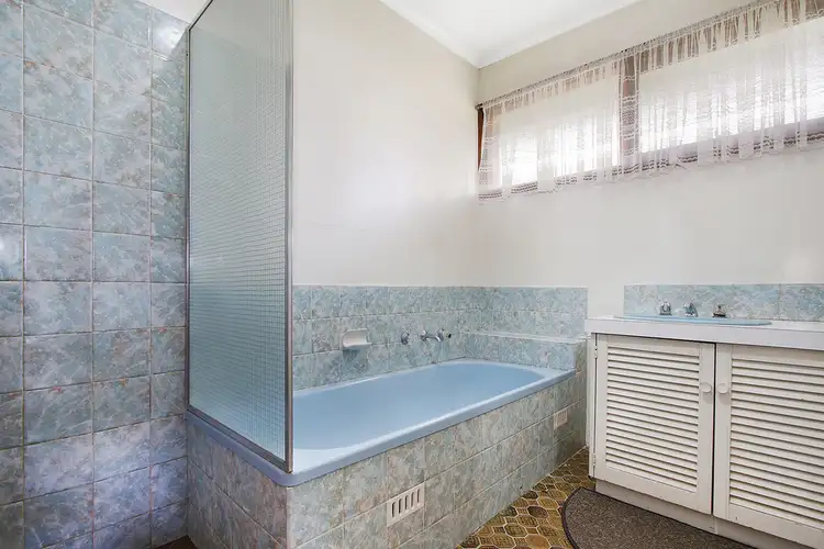 Fifth view of Homely house listing, 322 Cheyenne Drive, Lavington NSW 2641