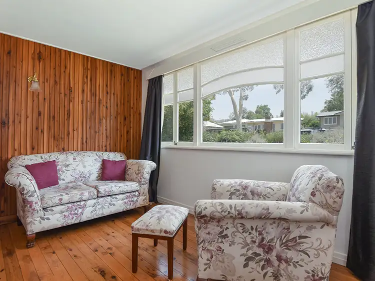 Second view of Homely house listing, 8 Alford Street, Mount Lofty QLD 4350
