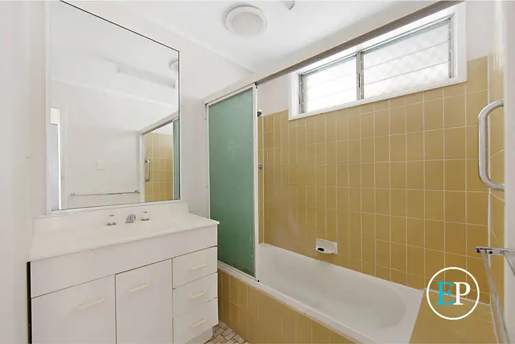 Seventh view of Homely house listing, 4 Churinga Street, Kirwan QLD 4817