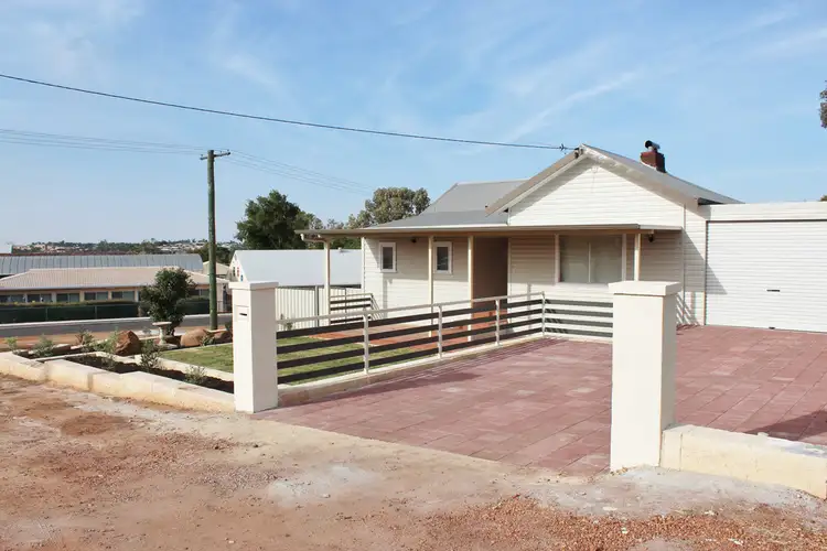 1 Gerald Tce, Northam WA 6401