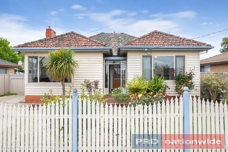 16 Dover Street, Wendouree VIC 3355