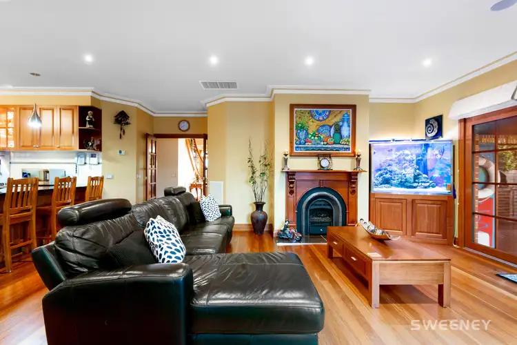 Sixth view of Homely house listing, 32 Markham Way, Altona Meadows VIC 3028