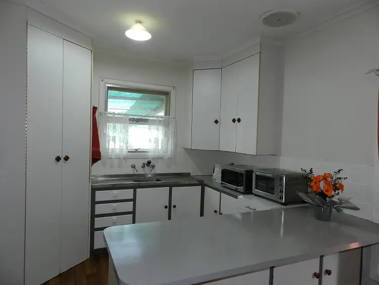 Fifth view of Homely house listing, 2 Gillespie Street, Berri SA 5343