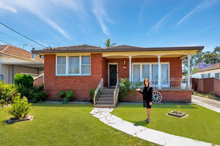 18 Stanbrook Street, Fairfield Heights NSW 2165