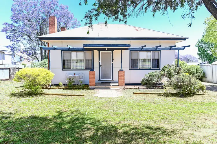 54 Ortella Street, Griffith NSW 2680