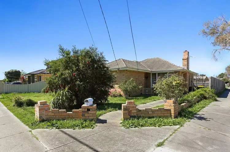 10 Sydney Crescent