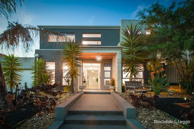 32 Adderley Drive, Greenvale VIC 3059
