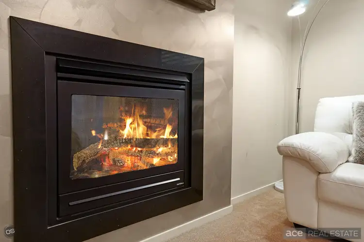 Fifth view of Homely house listing, 5 Fantail Crescent, Williams Landing VIC 3027