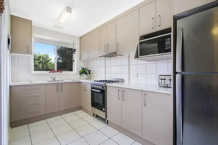 Fourth view of Homely unit listing, 2/2 Gayview Drive, Wodonga VIC 3690