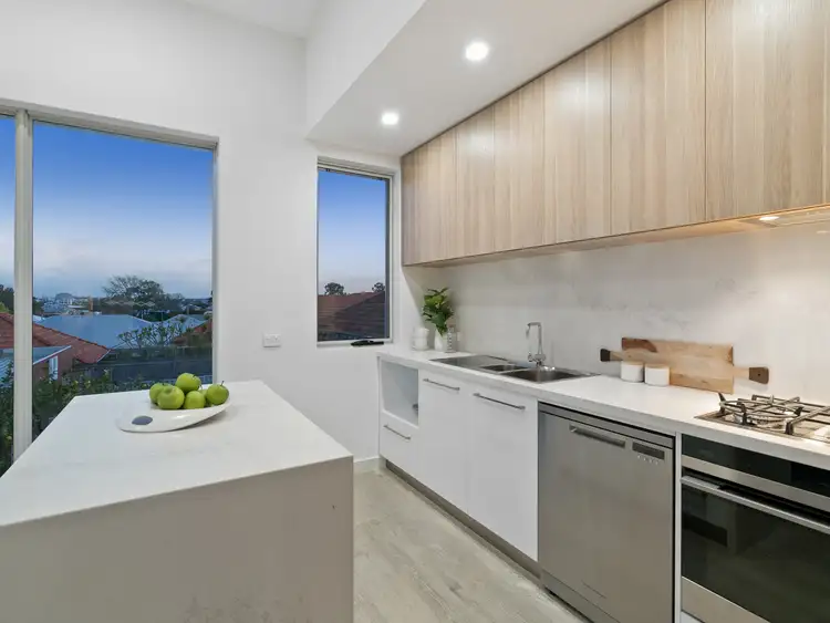 Second view of Homely unit listing, 7/132 Matlock, Mount Hawthorn WA 6016