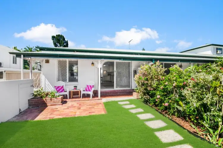 1/46 Clayton Street, Hermit Park QLD 4812