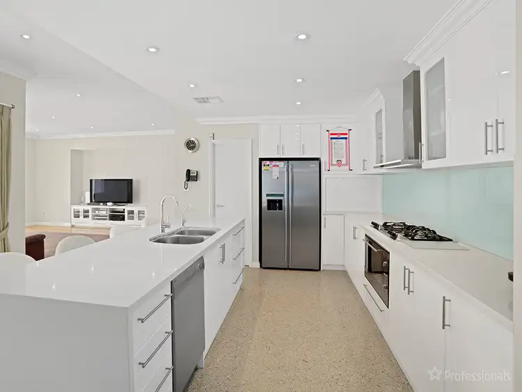 Fourth view of Homely house listing, 5 Ostia Way, Geographe WA 6280