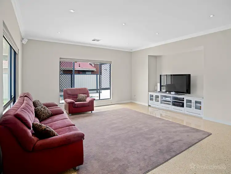 Sixth view of Homely house listing, 5 Ostia Way, Geographe WA 6280