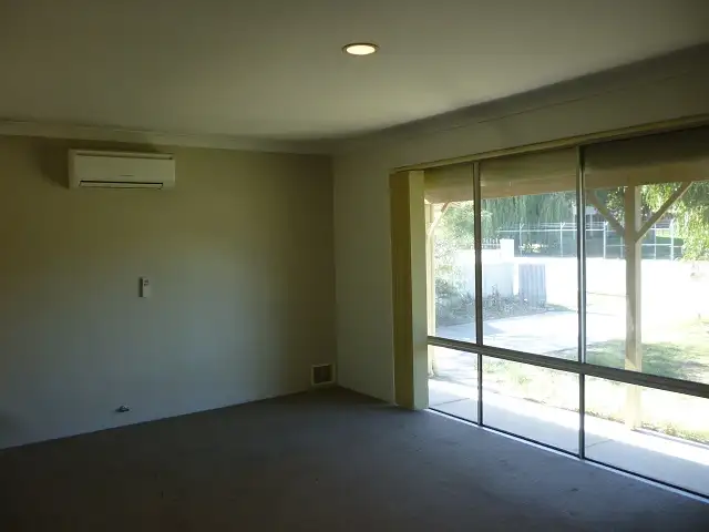 Fourth view of Homely house listing, 10 Isdell Place, Gosnells WA 6110